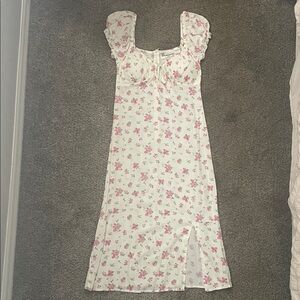 Precious floral midi dress with built in padding! XXS!